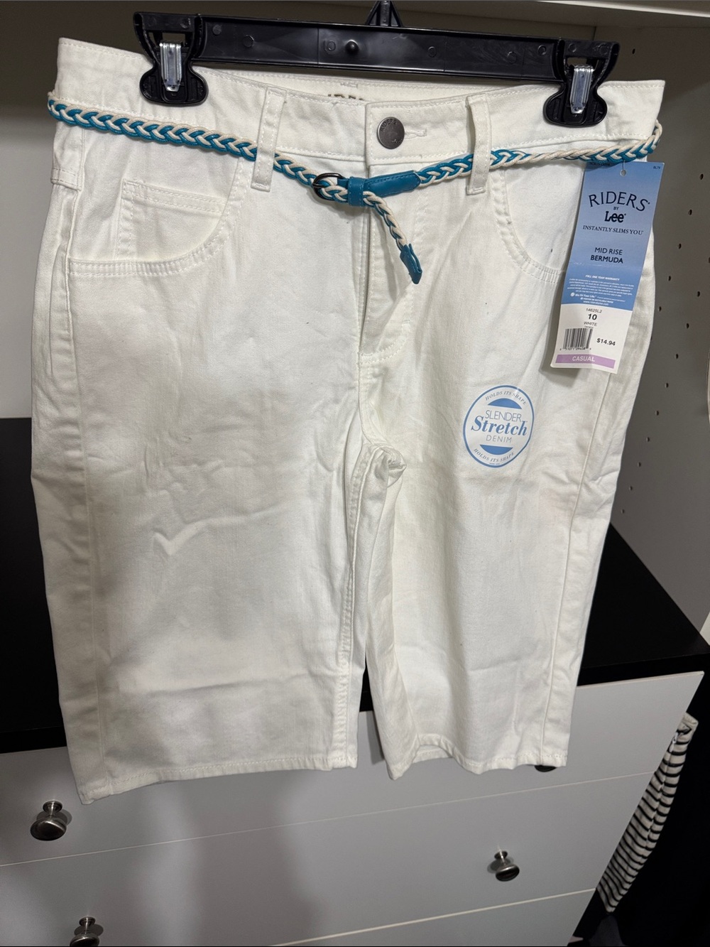 Riders by Lee White Bermuda Shorts with Teal Braided Belt
